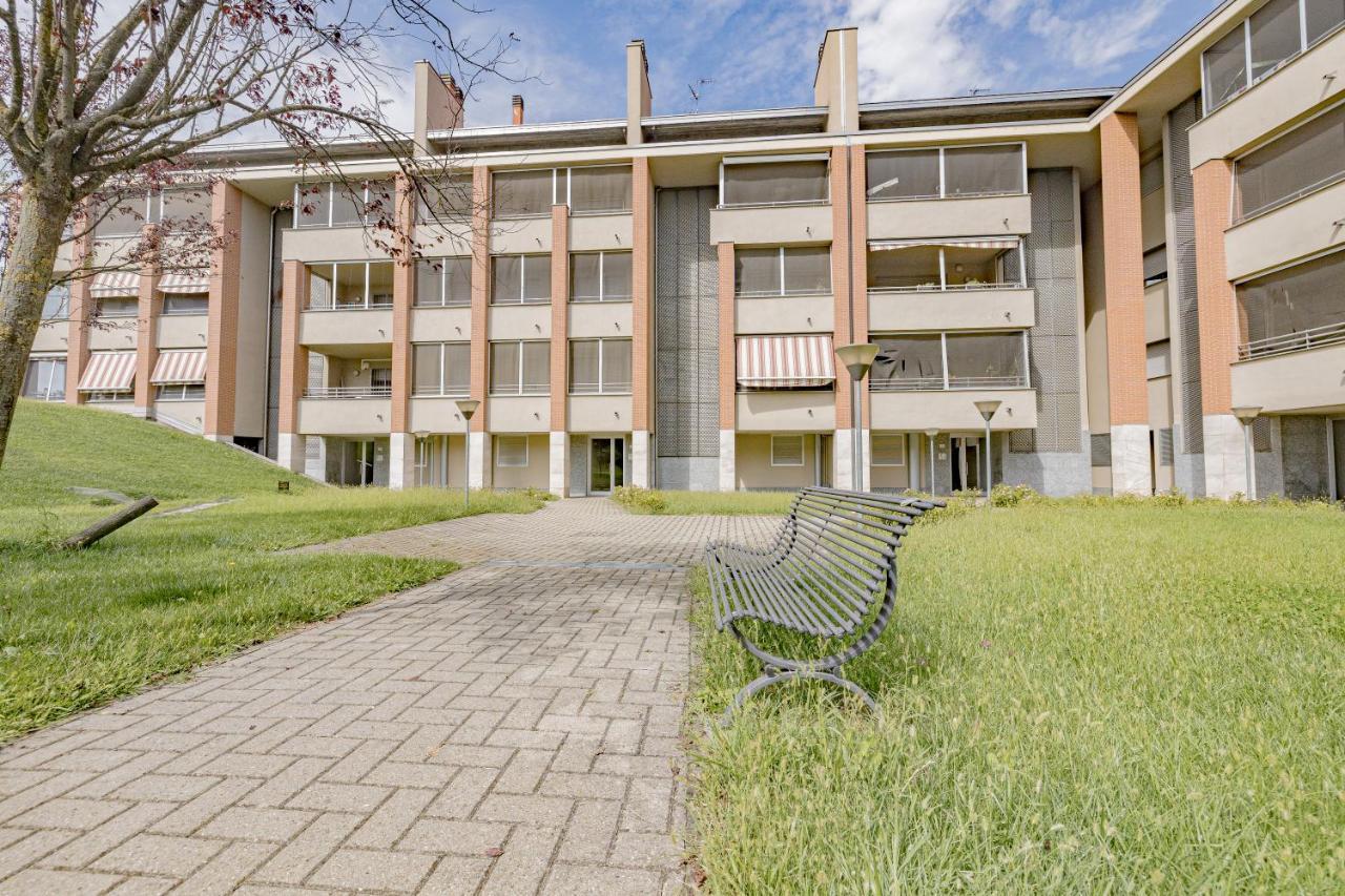 Milan Mchome Trezzano Sul Naviglio Esterno foto